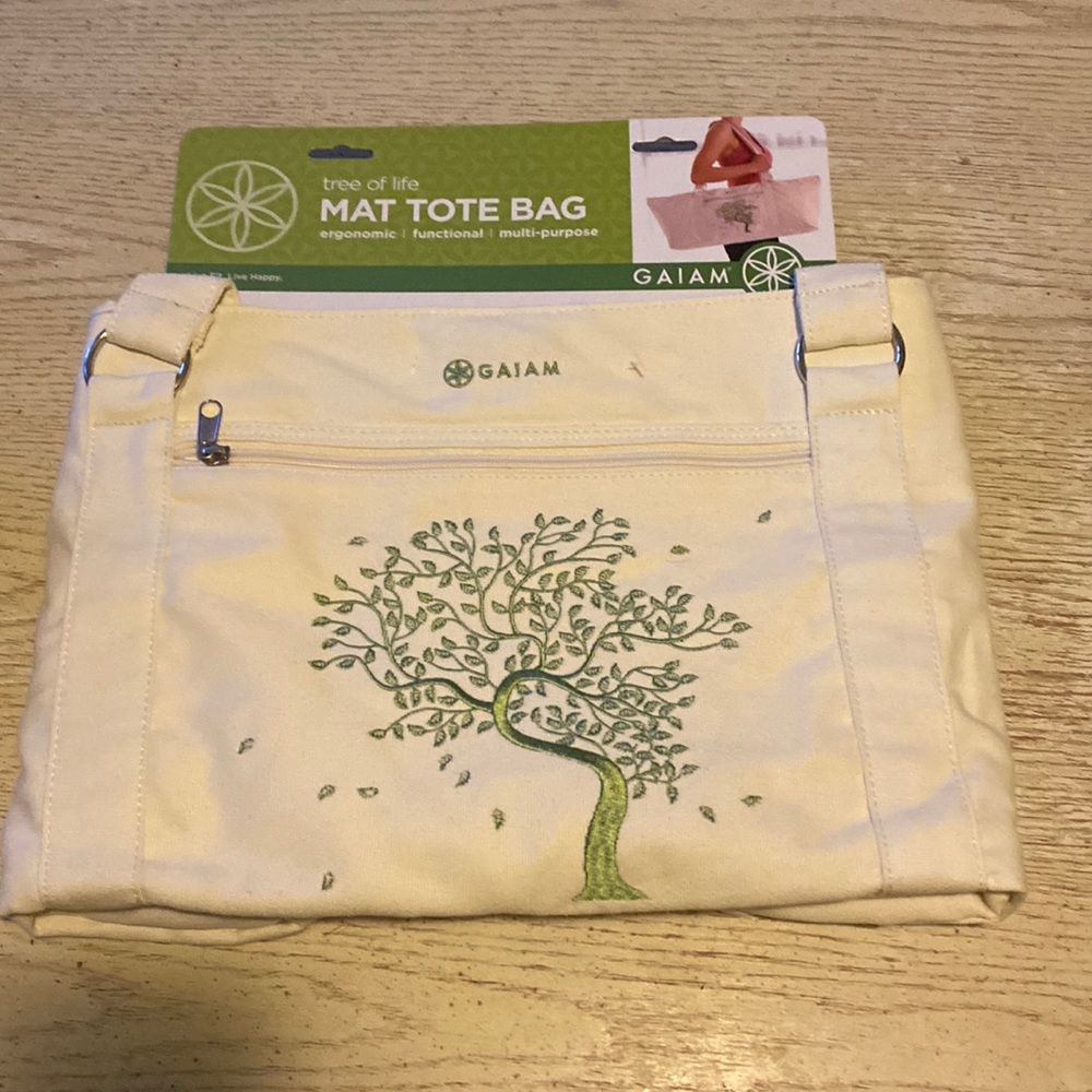 Brand new Gaiam Yoga bag